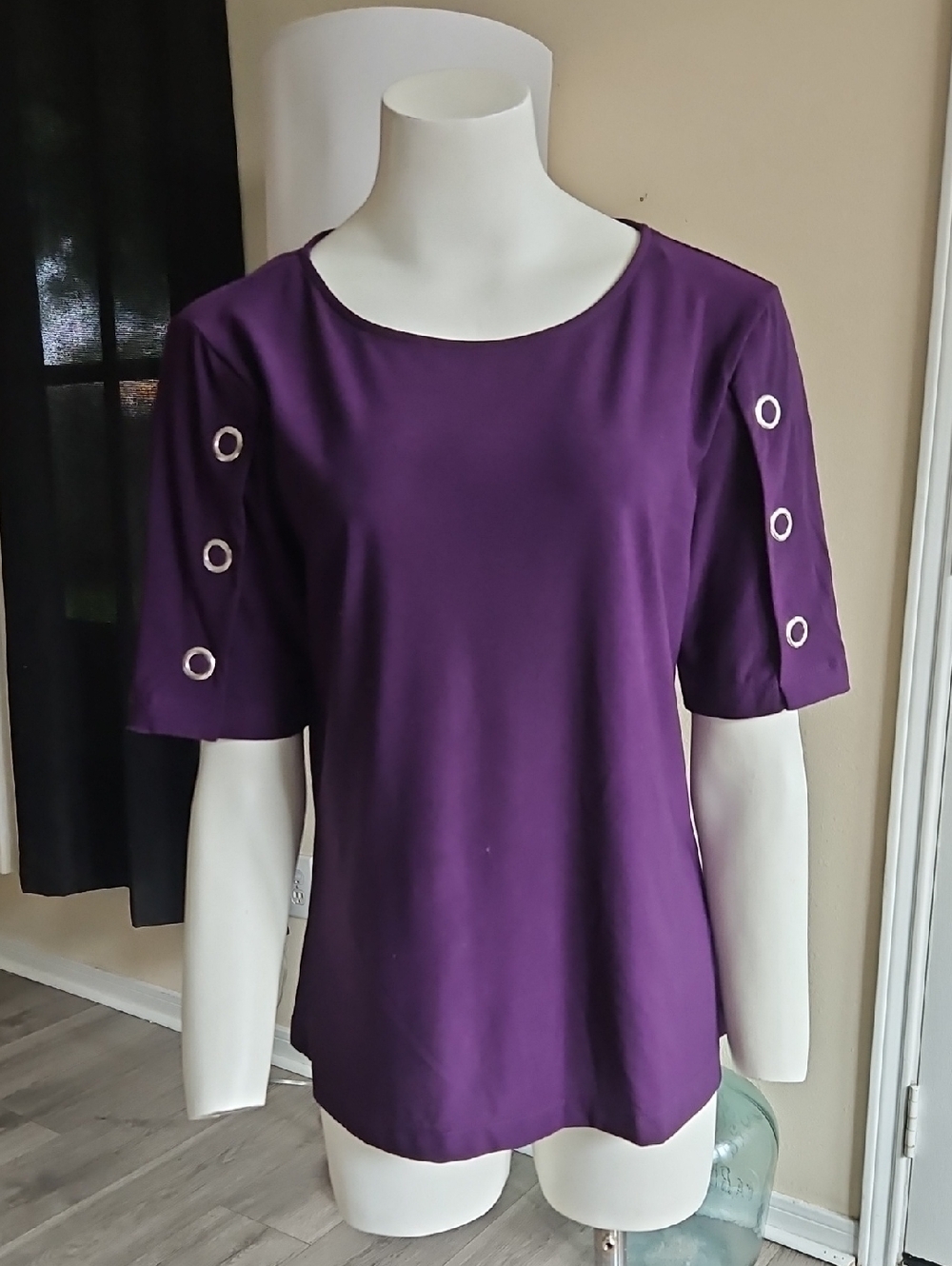 AUW Metallic Embellished Shortsleeve Business Casual Blouse Small - Dark Purple